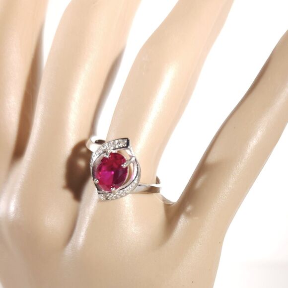 Ruby 1.5 Carats Ring Sterling Silver Size 7-1/2 - Picture 10 of 10